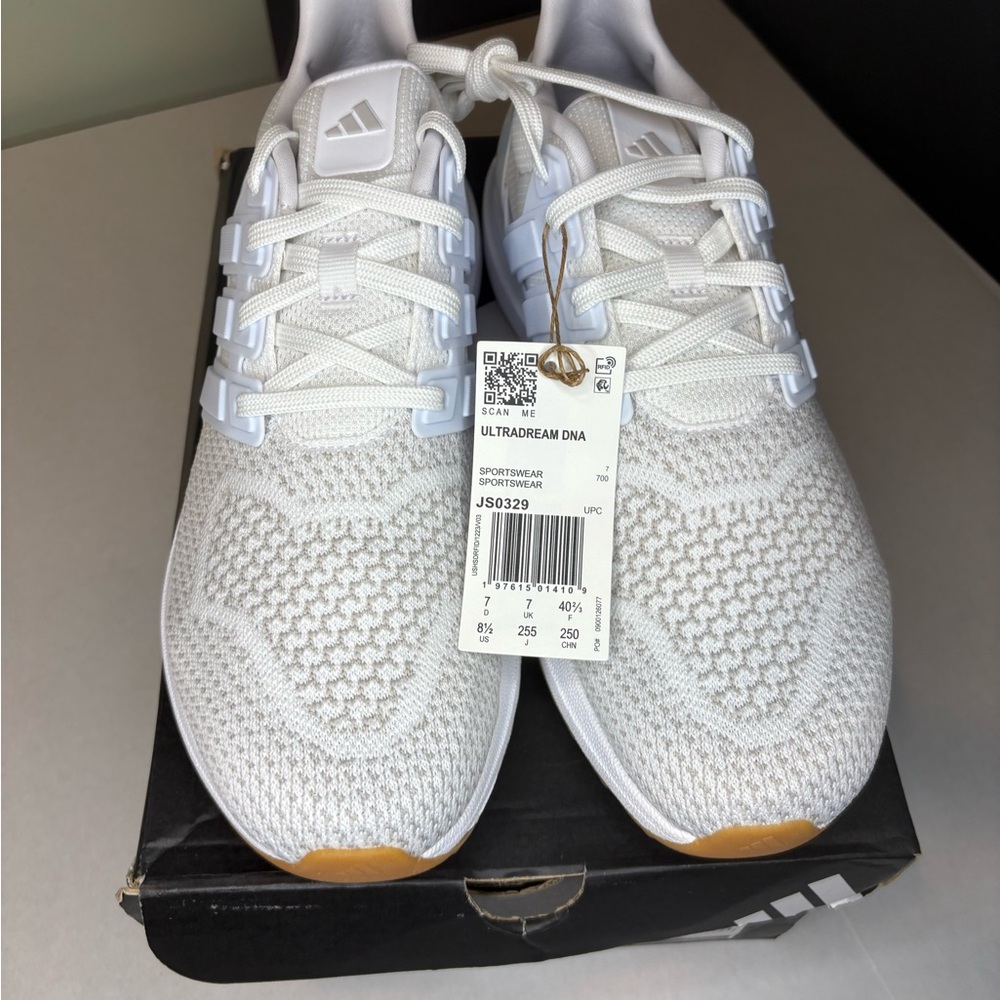 Adidas Ultradream DNA